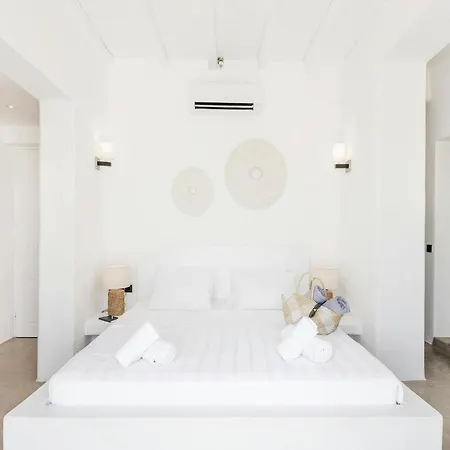 فيلة Unique Cycladic With Pool