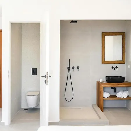 فيلة Unique Cycladic With Pool بسارو