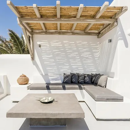 Unique Cycladic With Pool Psarrou